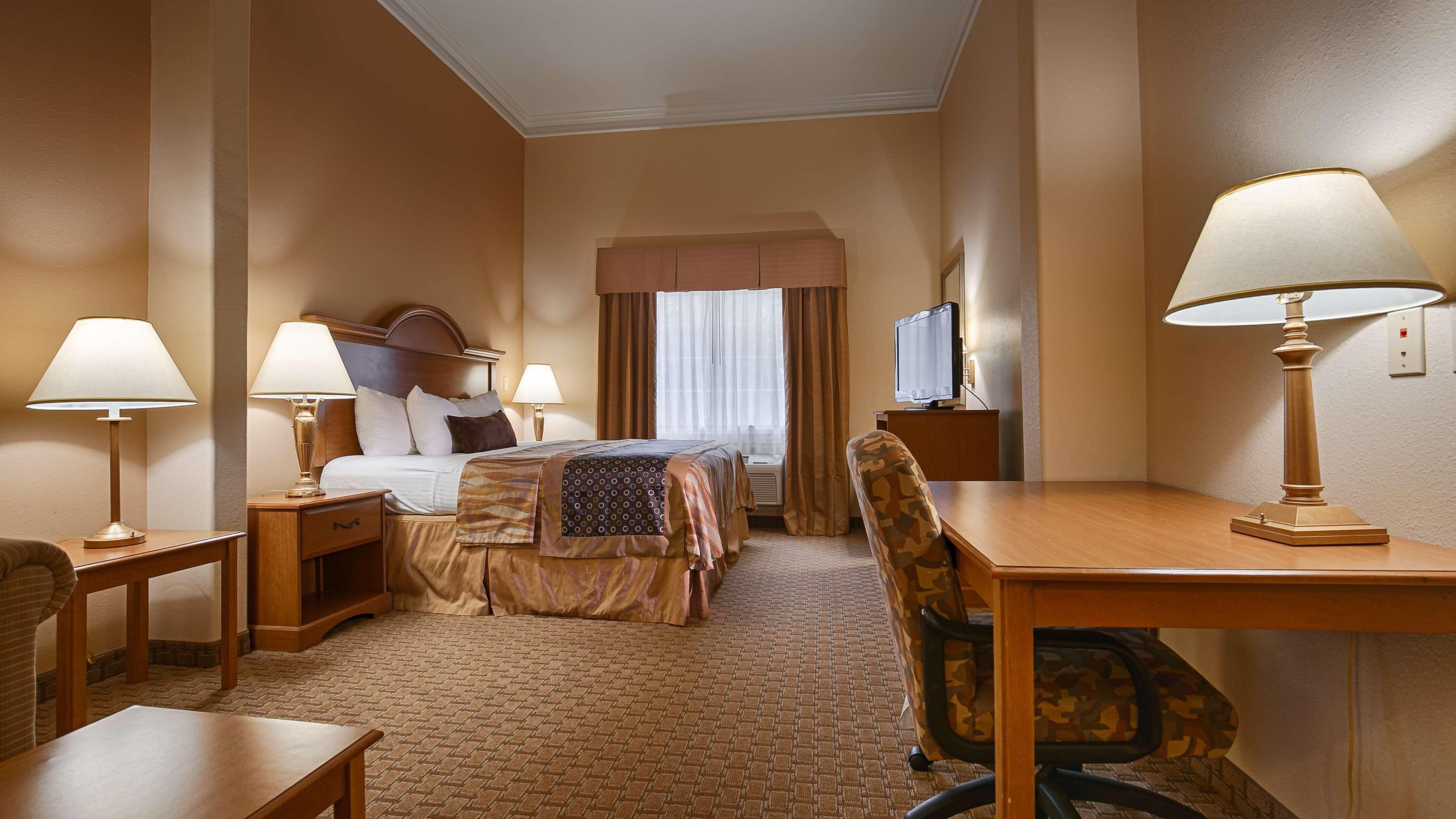 Best Western Plus New Caney Inn&Suites Extérieur photo