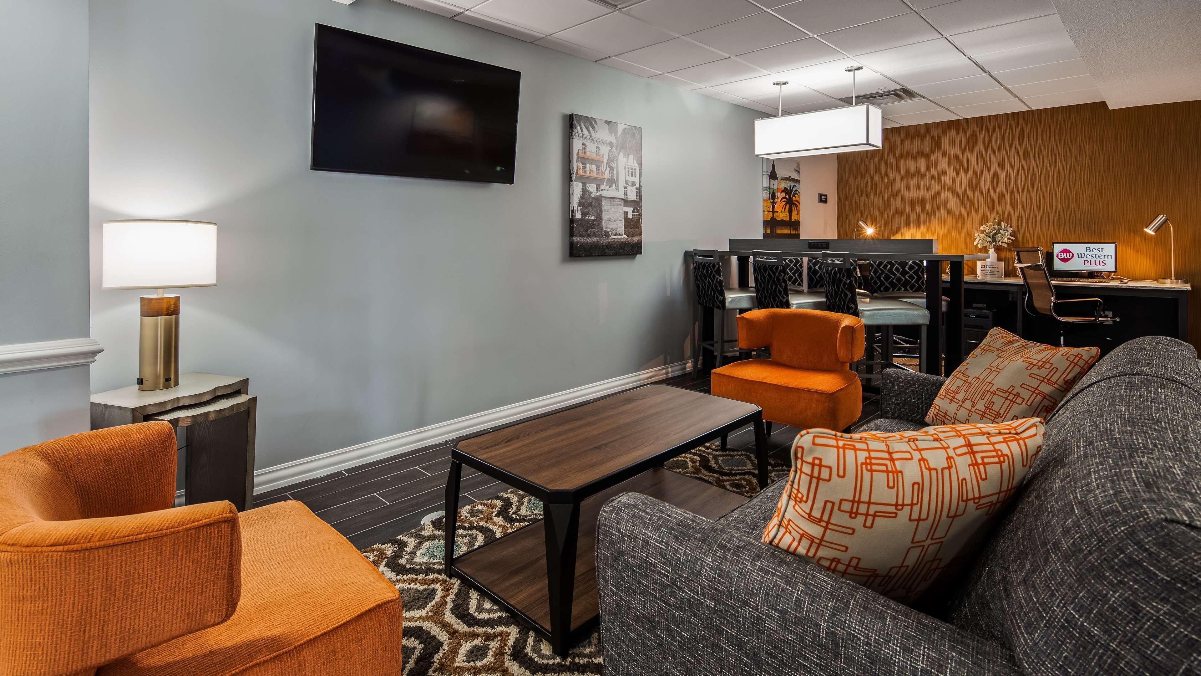 Best Western Plus New Caney Inn&Suites Extérieur photo