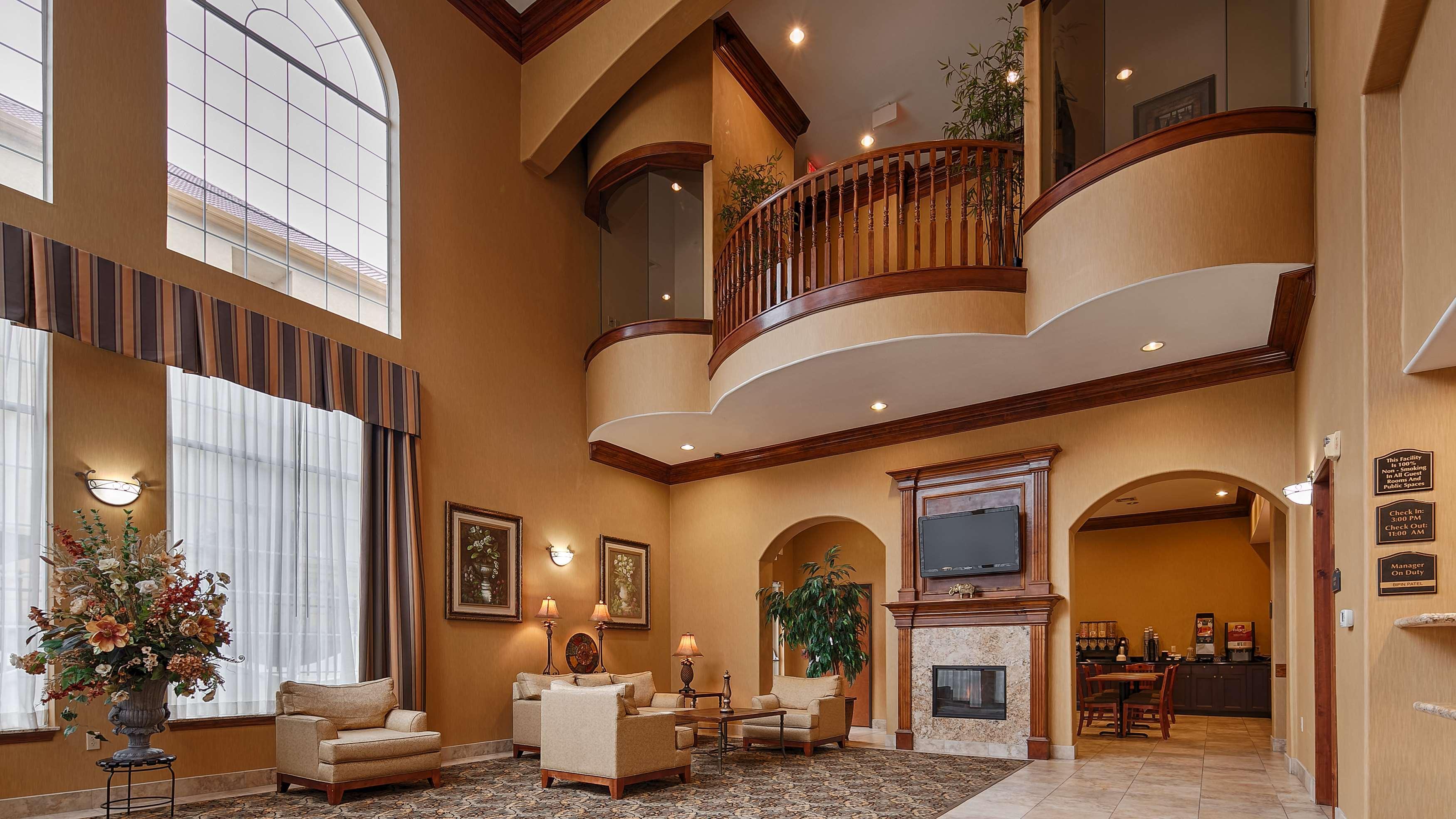 Best Western Plus New Caney Inn&Suites Extérieur photo