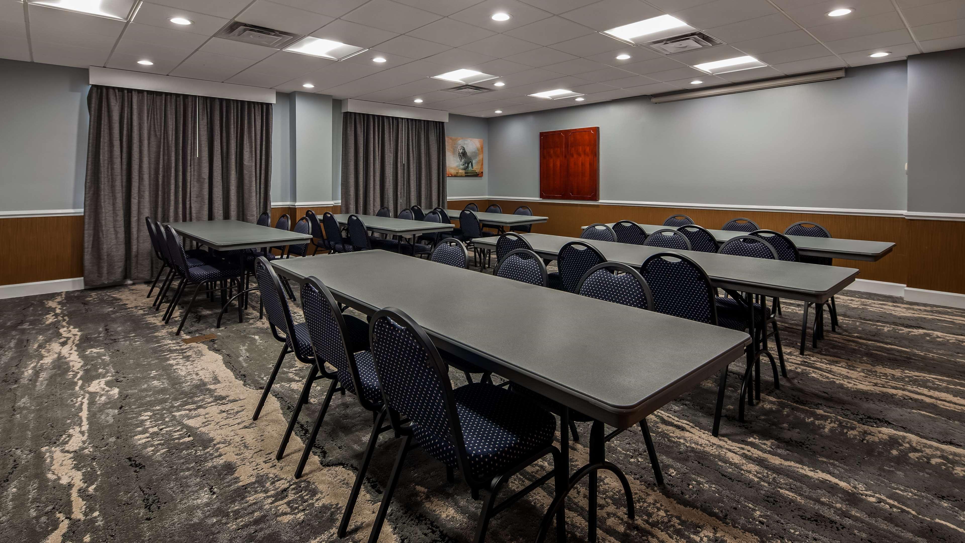Best Western Plus New Caney Inn&Suites Extérieur photo